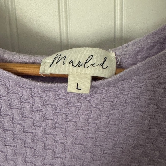 MARLED | by Reunited Lavender Balloon Sleeve top | Sz Large - Picture 3 of 4